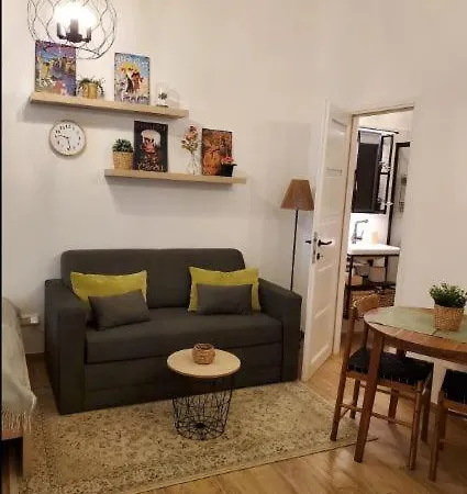 2 Near Castle District بودابست